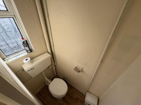 House share to rent - Photo 5