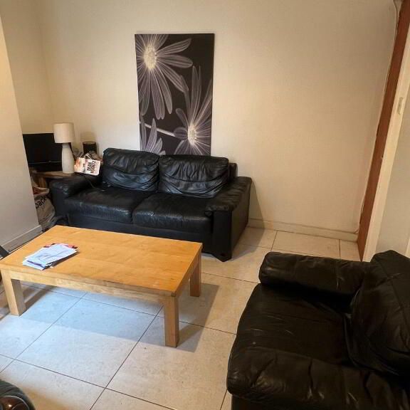 7 Bed HMO, 7 Eglantine Gardens, Belfast, BT9 6EZ - Photo 1