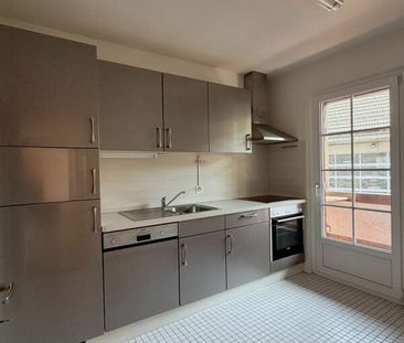 Elegante 4-Zimmer-Wohnung im Erdgeschoss In Schönenbuch - Photo 4