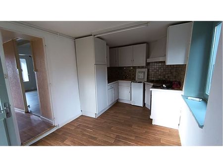 : Maison/villa 62 m² à ESSERTINES EN DONZY - Photo 5