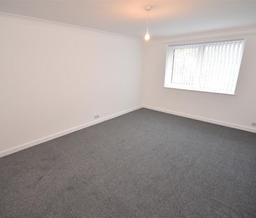 Kingsley Close, Pensby - Photo 4