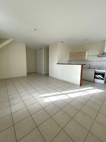 Location appartement 3 pièces, 70.00m², Jonzac - Photo 5