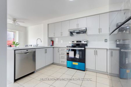 For Lease - 42 Trumpet Valley Boulevard, Brampton, Ontario - Photo 5