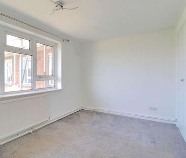 Westmount, Finsbury Road, Brighton, East Sussex, BN2 - Photo 6