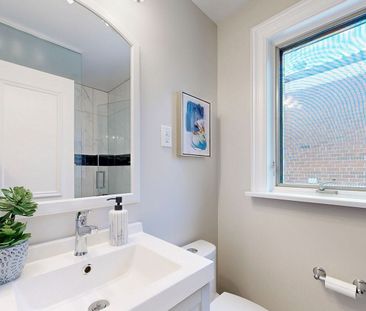 For Lease - 60 Beacham Crescent Unit# Upper, Toronto, Ontario - Photo 2