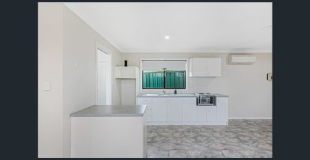 Spacious 1 bedroom Granny Flat - Photo 3