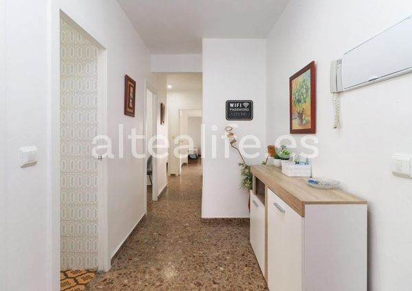 Avenida de la Nucía, Altea, Valencian Community 03590