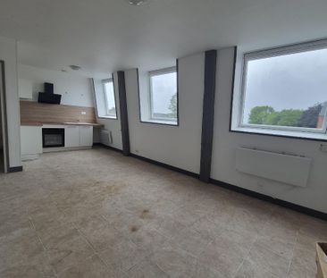 Location Appartement 2 pièces 43m² BEAUVOIS EN CAMBRESIS 59157 - Photo 4