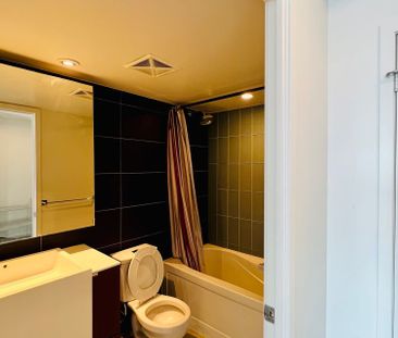 For Lease - 21 Iceboat Terrace Unit# 2509, Toronto, Ontario - Photo 6