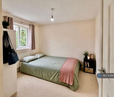 3 bedroom terraced house to rent - Photo 6