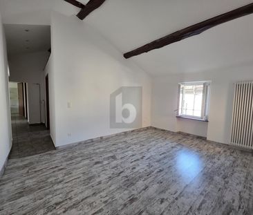 ACCOGLIENTE E SOLEGGIATO IN POSIZIONE CENTRALE - Foto 2