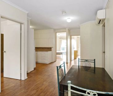 3 bedroom fully furnished apartment - great location! - Photo 4