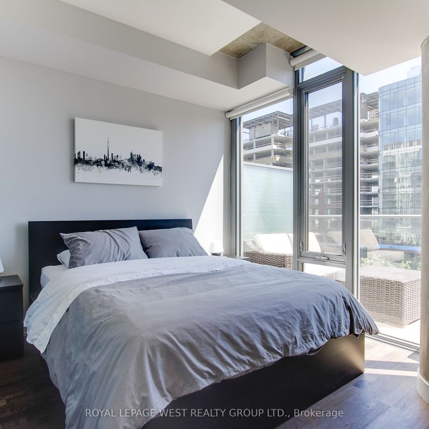 Six50 King West Lofts 650 - Photo 1