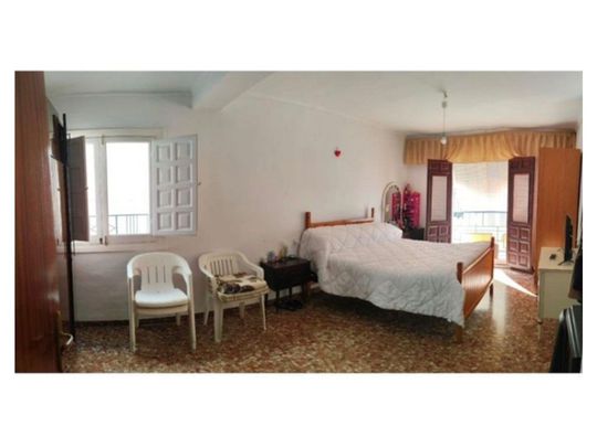 Alquiler de piso en Calle Piaggine - Photo 1