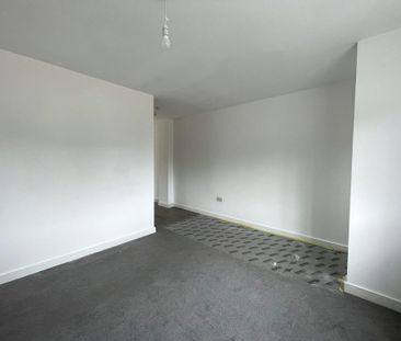 4 bedroom house to rent - Photo 2