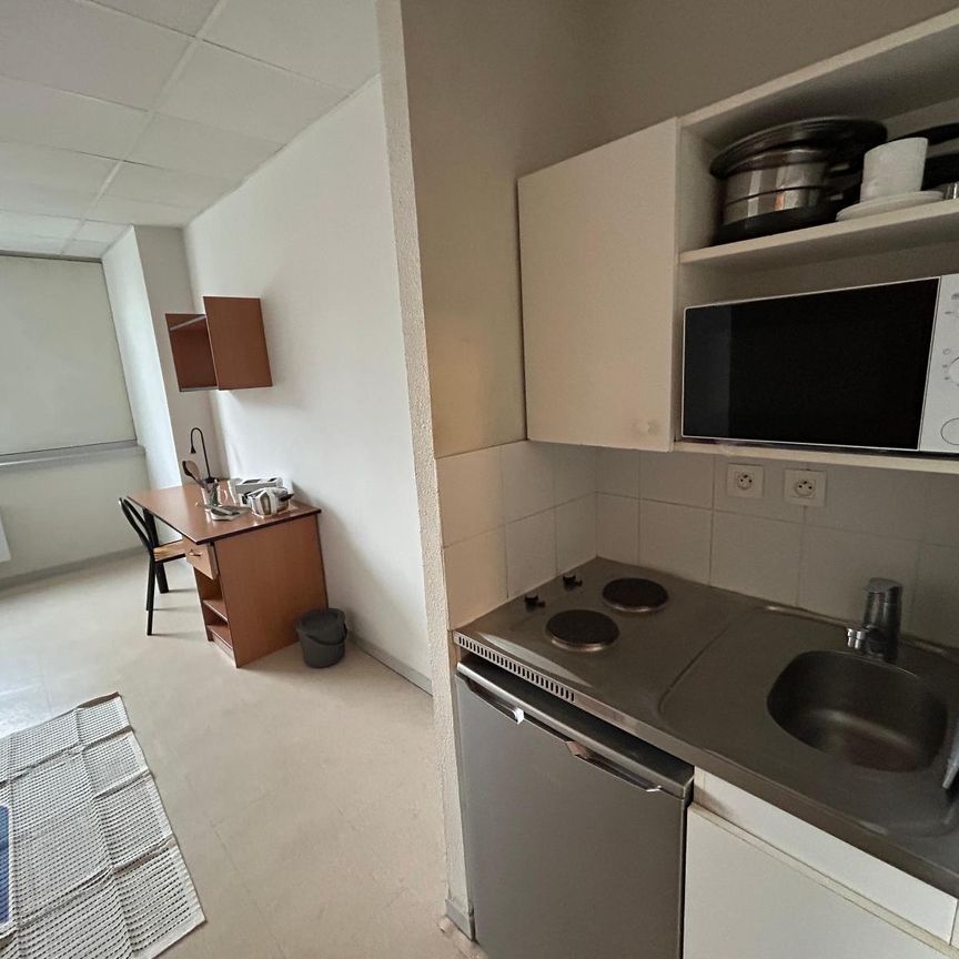 Location Appartement 1 pièce 20m² TOURS 37000 - Photo 1