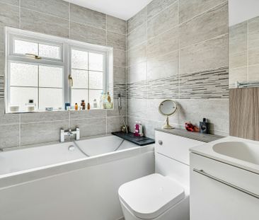 Coopers Meadow, Redbourn, St. Albans, AL3 7EY - Photo 4