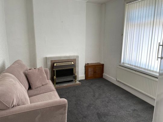 Evelyn Rd, Neath, SA10 - Photo 1