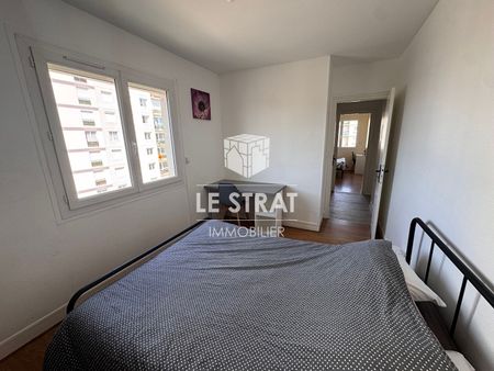 Location Appartement 4 pièces 68m² - Photo 4