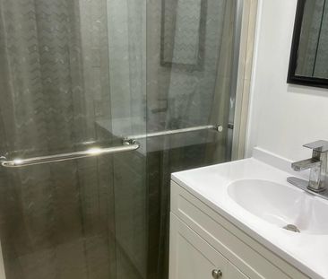 For Lease - 46 Inniswood - ( Basement ) Drive Unit# 1- Basement, To... - Photo 3