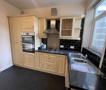 2 bed Terraced - To Let - Photo 1