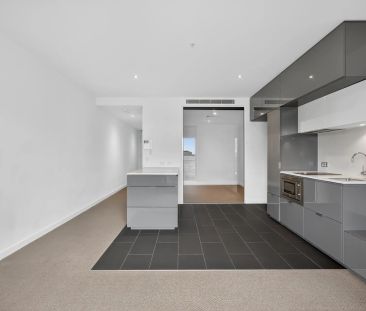 Central living at Swanston Square - Photo 4