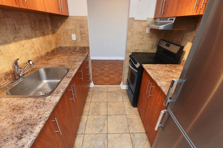 230 Oak Street - Photo 4