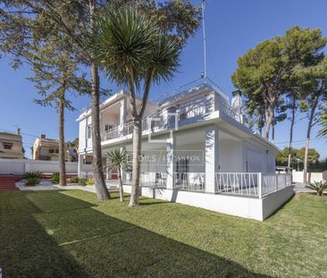 5 Bedroom house / villa for rent in La Cañada, Valencia - Photo 1