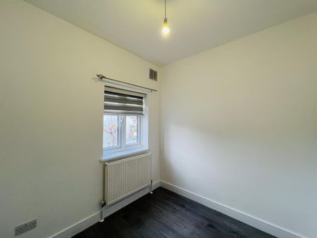 5 bedroom terraced house to rent - Photo 2