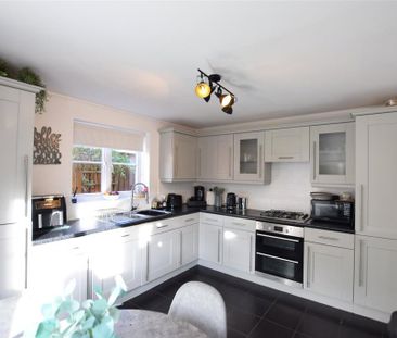 5 bedroom detached house to rent - Photo 6