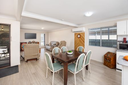 9 Lonergan Place East Wagga Wagga NSW - Photo 3