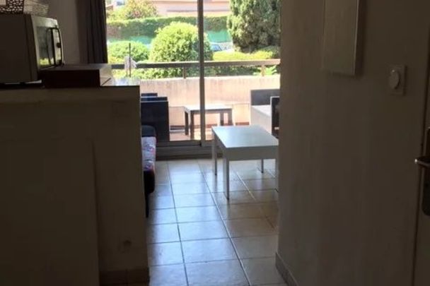 STUDIO MEUBLE/CAGNES SUR MER - Photo 1