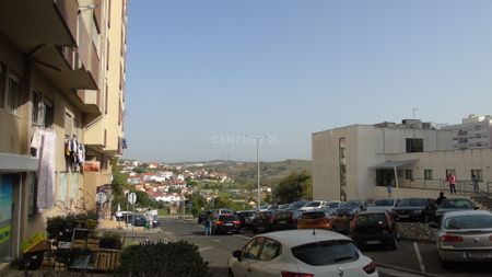 Apartamento T1 com cozinha equipada e Arrecadação S. Marcos/Cacém - Photo 3