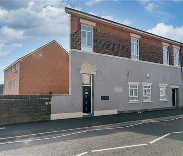 Reading Rooms, Ainsworth Road, Radcliffe, Manchester - Photo 4