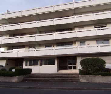 Location Appartement 1 pièce 26m² ANGERS 49000 - Photo 4