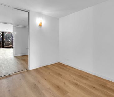1111/200 Spencer Street, Melbourne VIC 3000 - Photo 2