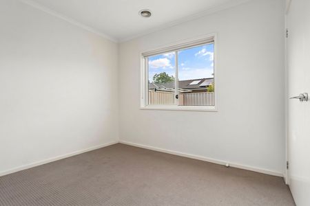 43 AXFORD BOULEVARD, Wodonga VIC 3690 - House For Rent | Domain - Photo 3