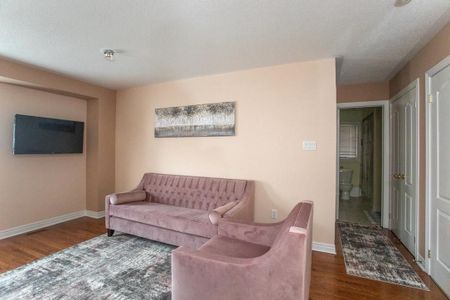 For Lease - 54 Chayna Crescent, Vaughan, Ontario - Photo 3