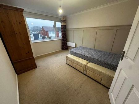 Lodge Road, Brereton, Rugeley, WS15 - Photo 3