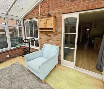 1 bedroom semi-detached house to rent - Photo 2