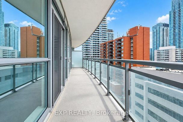 89 Dunfield Avenue condo — Toronto, ON (2-Bedroom) - 2 Bedroom - Photo 1