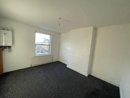 Linden Avenue, Leeds - Photo 3