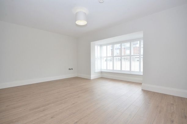 55b Ballyskeagh Road, Belfast BT27 5TE - Photo 1