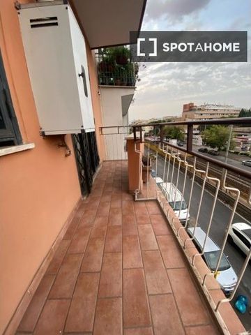 rome, Lazio 00176 - Photo 5