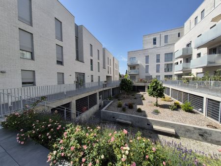 Location Appartement 2 pièces 45m² LILLE 59160 - Photo 3
