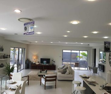 BEAUTIFUL MASTERTON HOME - Photo 2