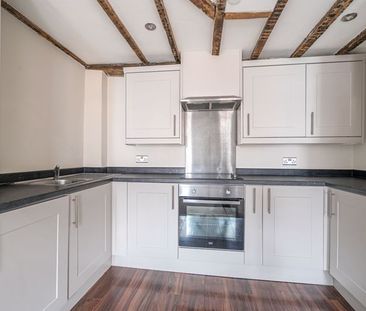 West Street, Haslemere, Surrey, GU27 - Photo 5