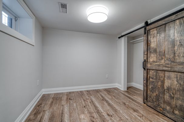 $1,399 / 1 br / 1 ba / 675 sqft 37 Garfield ave N unit 3 - Photo 1