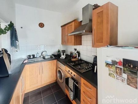 1 bedroom flat to rent - Photo 3