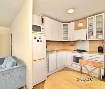 Pronájem bytu 2+kk 58 m2 - Fotografie 2